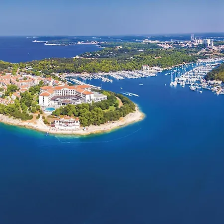 Vikendica Stunning In Pula