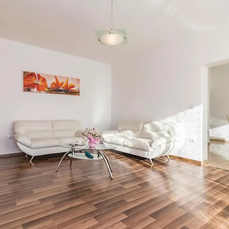 Holiday home Stunning In With Wifi *