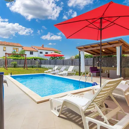 Stunning In With Wifi Holiday home Pula