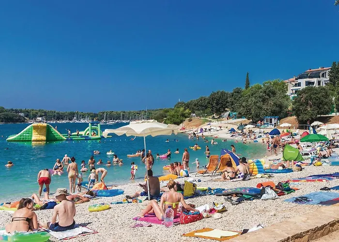 4 Bedroom Amazing In Σπίτι διακοπών